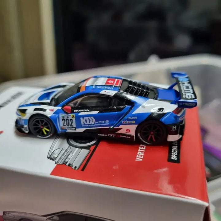 [BUNJANG] POP RACE 1/64 NSX GT3 KCMG Special Edition Model Car / POP RACE 1/64 NSX GT3 모델카 팝레이스 판매합니다