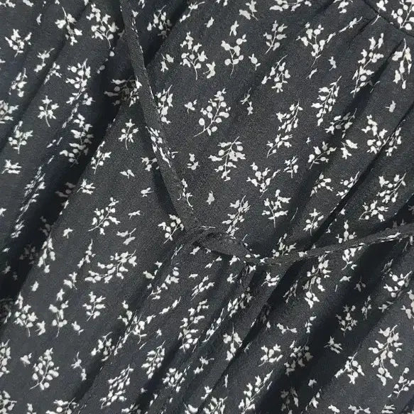 [BUNJANG] Black Floral Puff Sleeve Long Dress / [55~66] 블랙 잔꽃무늬 퍼프 롱 원피스