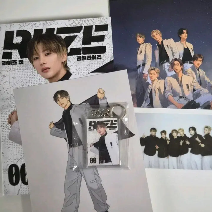 [BUNJANG] RIIZE Anton RIIZING Concert Photobook Comic Book Set (POB Excluded) / 라이즈 앤톤 라이징 라우드 코믹북 콘서트 엠디 MD