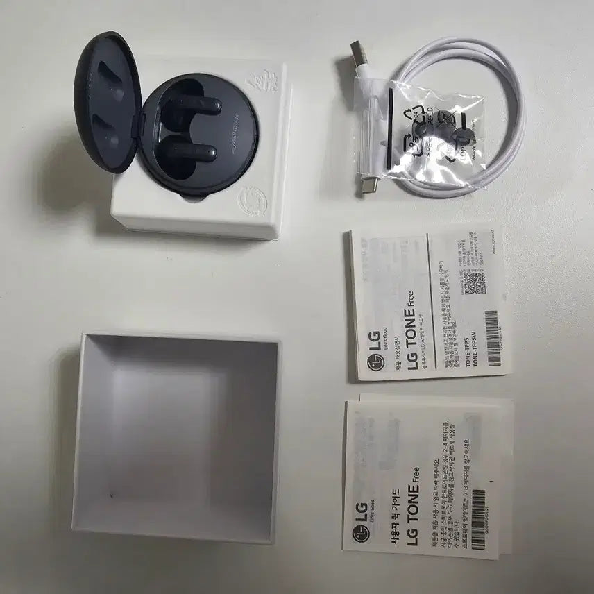 [BUNJANG] LG Tone Free TFP5 Noise Cancelling Earphones / LG 톤프리 이어폰