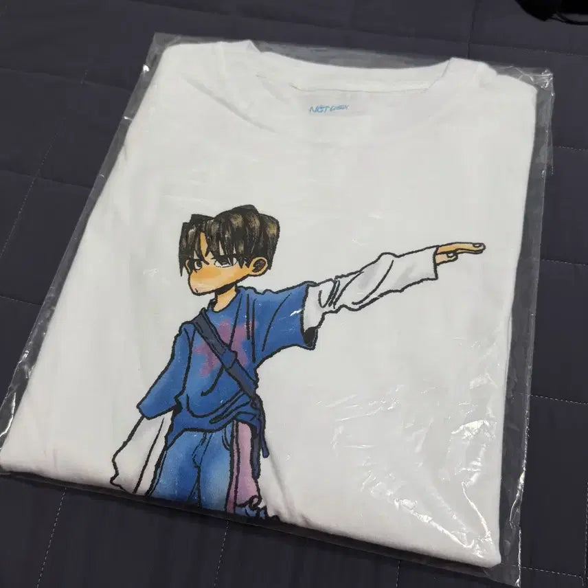 [BUNJANG] NCT WISH Yushi Color Popup Illustration Short-Sleeve T-Shirt M Size / 엔시티 위시 유우시 컬러 팝업 서프 일러스트 반팔 티셔츠 M 사이즈