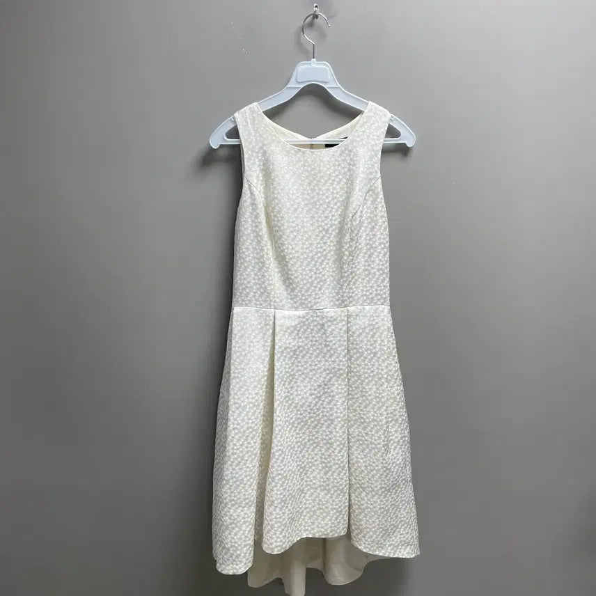 [BUNJANG] White House Black Market Jacquard Dress / 화이트 하우스 블랙마켓 자카드 드레스 새제품