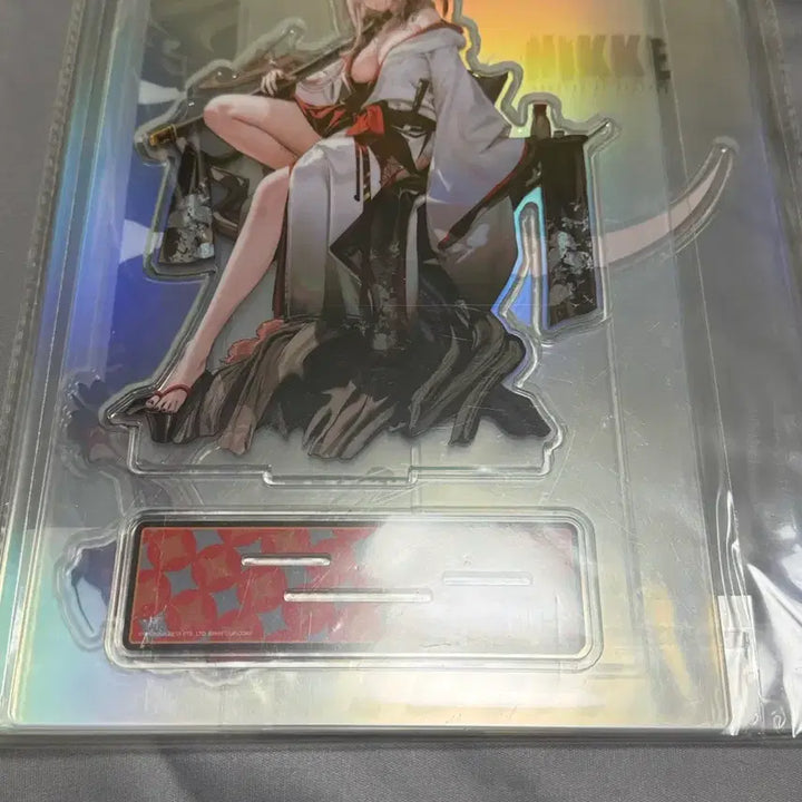 [BUNJANG] Nikke: Black Lilial &amp; Red Lilial Limited Edition C106 Acrylic Stand (30cm) / 미개봉)니케 흑련 홍련 코미케 C106 한정 아크릴 팝니다