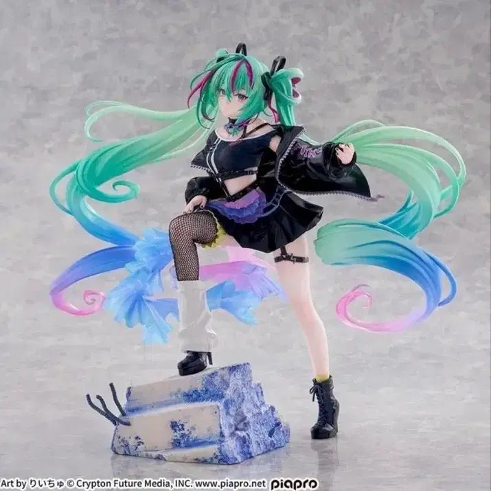 [BUNJANG] Hatsune Miku Punk Figure / [새상품] 하츠네 미쿠 punk 피규어  직거래가능