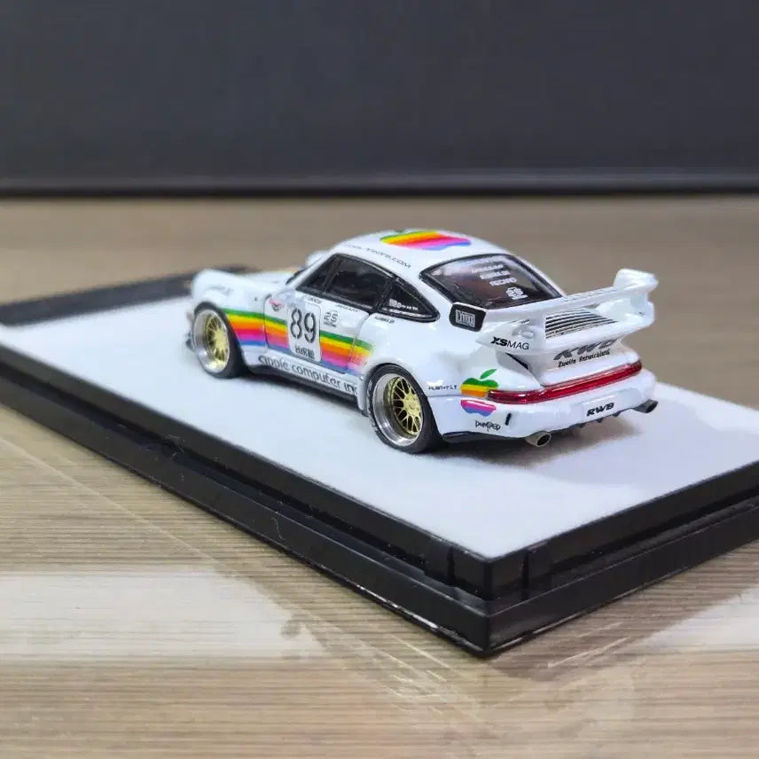 [BUNJANG] PGM Porsche 911 (964) RWB Apple Livery 1:64 Die-cast Model / PGM 포르쉐 911 964 RWB 애플 1:64 다이캐스트 자동차 모형