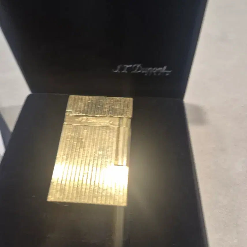 [BUNJANG] S.T. Dupont Line 2 Lighter Gold Trim / (급처) S.T. Dupont 라이터 라인2 금장