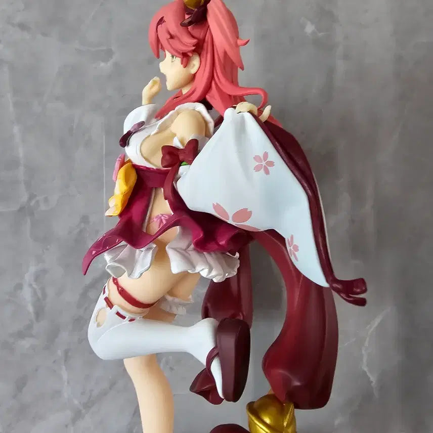 [BUNJANG] Popup Parade Sakura Miko Figure / 팝업퍼레이드 사쿠라 미코 피규어 판매합니다.