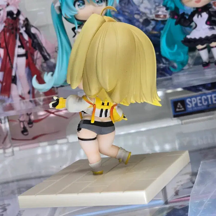 [BUNJANG] Hobby Sakura Nikke SD Eleg Figure / 하비사쿠라 니케SD 일레그 피규어 판매