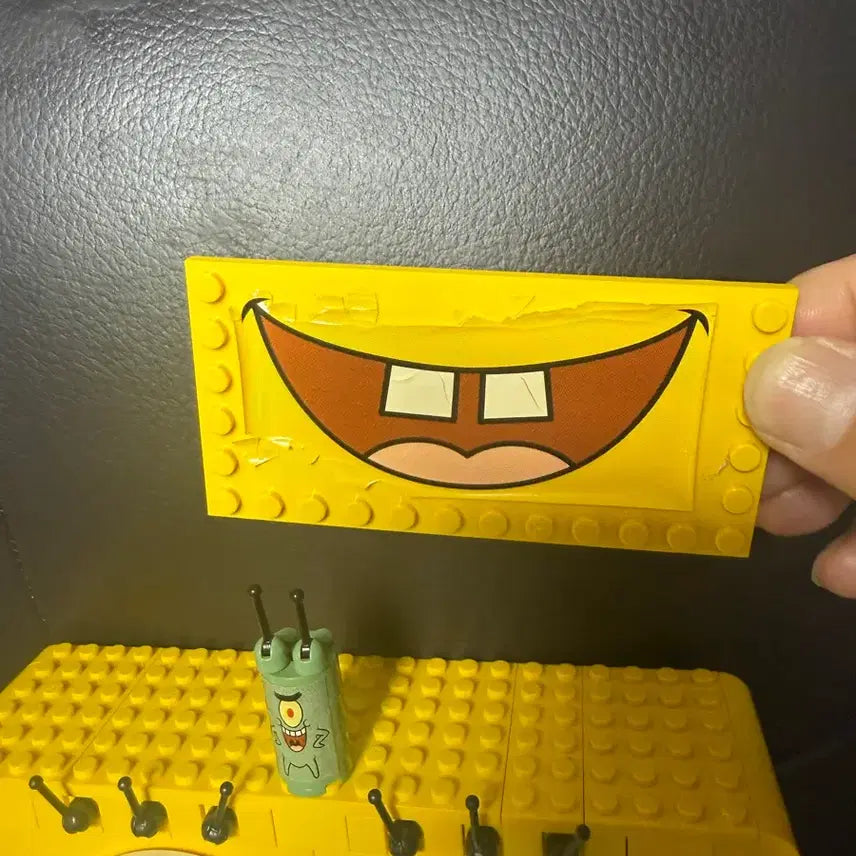 [BUNJANG] SpongeBob SquarePants 3826 (Used, Instructions Included, Box Not Included, Minor Brick Missing) / 스폰지밥 3826 (중고/인스O/박스X/뒷쪽 브릭 누락)