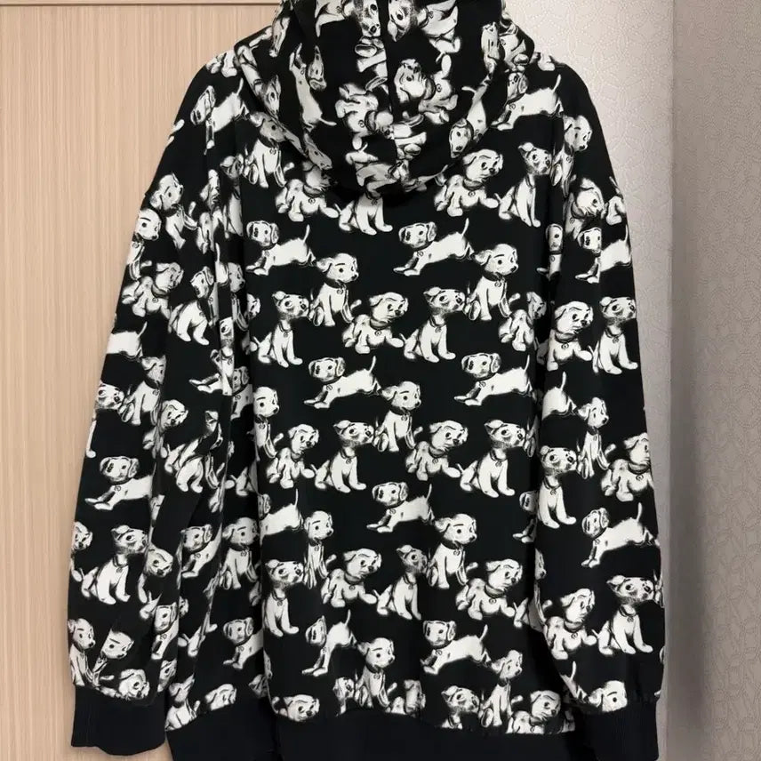 [SOLD OUT] 셀린느 후드티