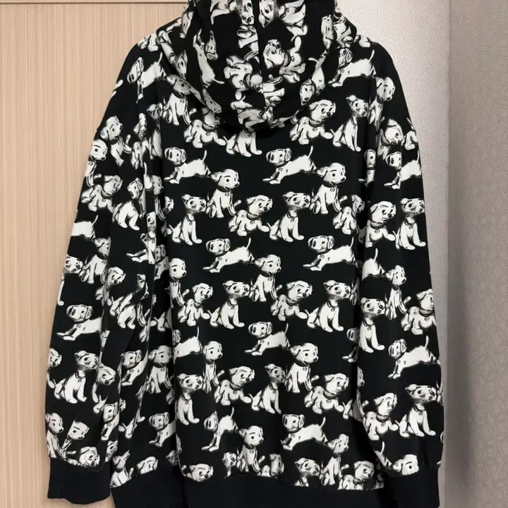 [SOLD OUT] 셀린느 후드티
