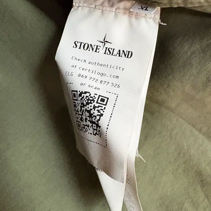 [BUNJANG] Stone Island Stretch Organic Cotton Twill Hooded Jacket Military Green / 스톤아일랜드 스트레치 오가닉 코튼 트윌 후드 자켓 안티