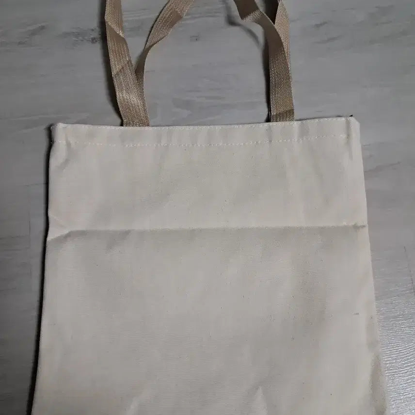 [BUNJANG] Sanrio Hello Kitty Shoulder Bag Eco Bag / 산리오 헬로키티 숄더백 에코백 새상품