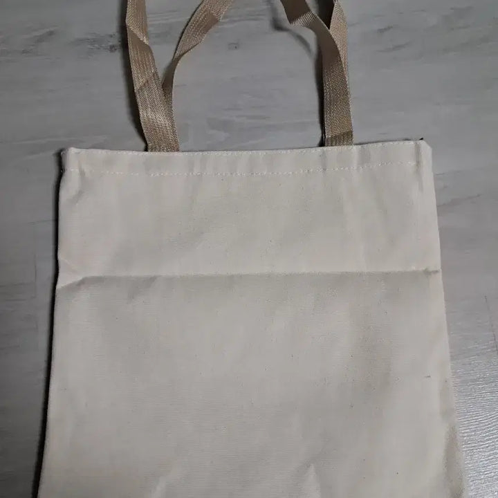 [BUNJANG] Sanrio Hello Kitty Shoulder Bag Eco Bag / 산리오 헬로키티 숄더백 에코백 새상품