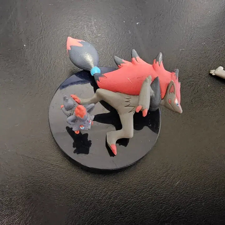 [BUNJANG] Pokemon Zoroark &amp; Zorua 3D Figure Set / 포켓몬스터 조로아&amp;조로아크 입체도감