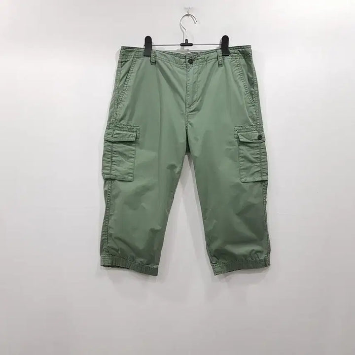 [BUNJANG] Uniqlo Khaki Bermuda Cargo Shorts Men&
