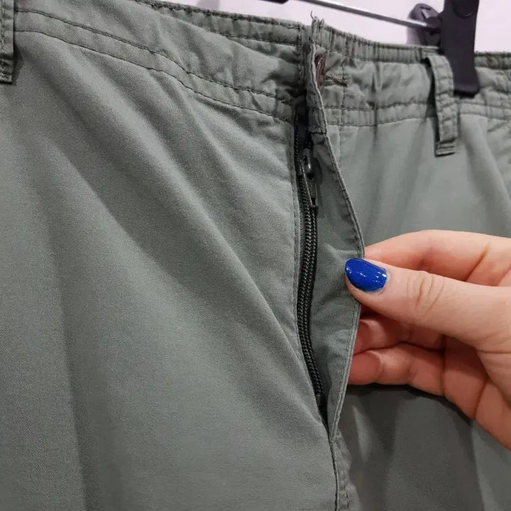 [BUNJANG] Uniqlo Khaki Bermuda Cargo Shorts Men&