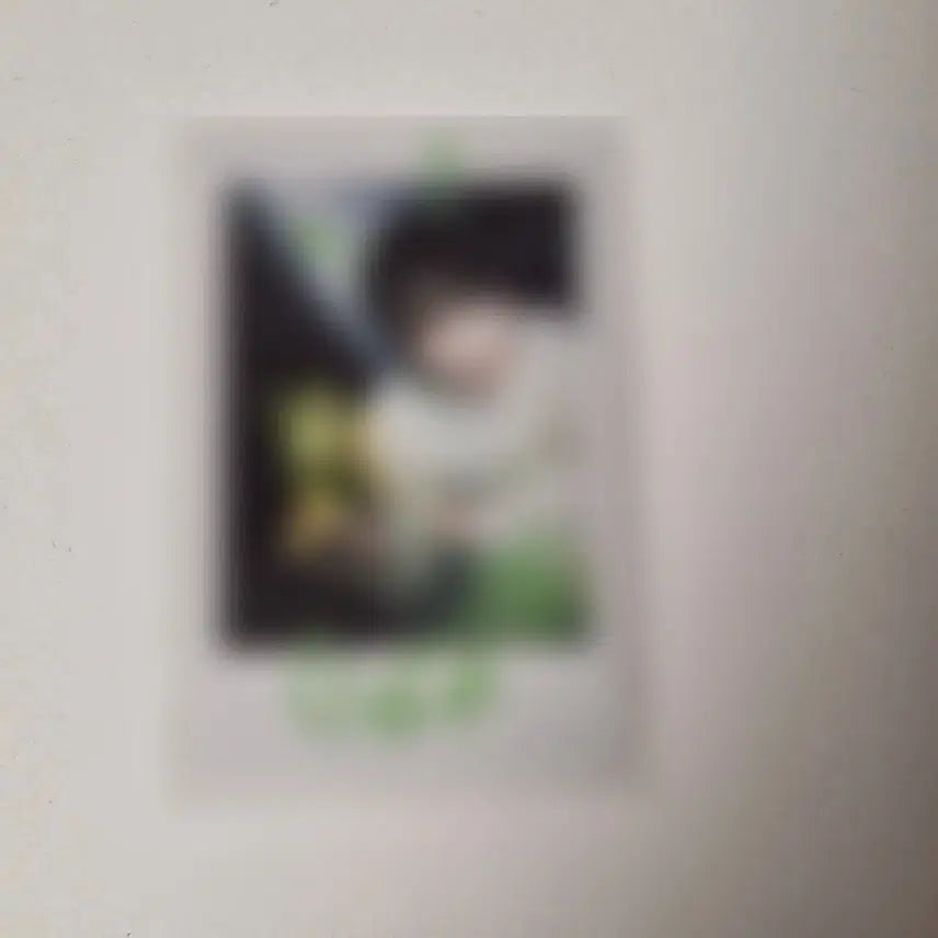 [BUNJANG] QWER Siyeon Hanbok Signed Polaroid / QWER 시연 시요밍 한복 싸인 폴라로이드 싸폴 폴라