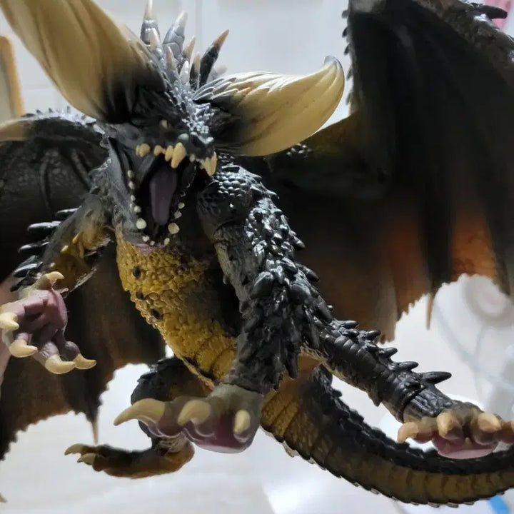 [BUNJANG] Monster Hunter Nergigante Ichiban Kuji A Prize Figure / 몬스터헌터 네르기간테 제일복권 a상