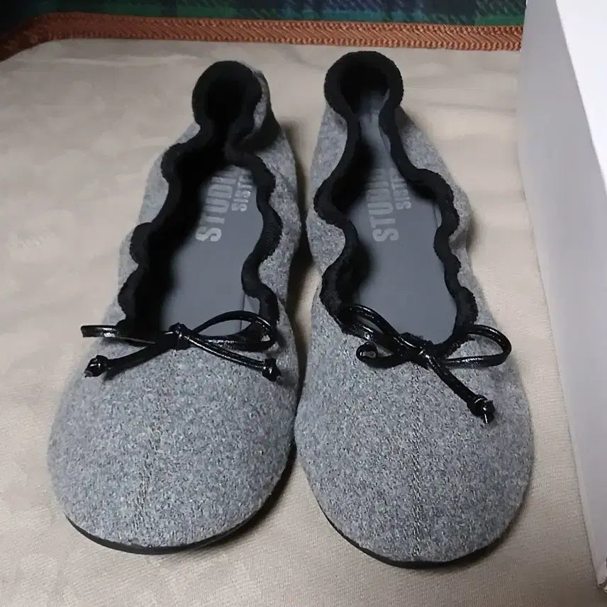 [BUNJANG] Kangjamee Pocket Flat Grey Wool Shoes (245) / 강자매 포켓플랫 그레이 울 245