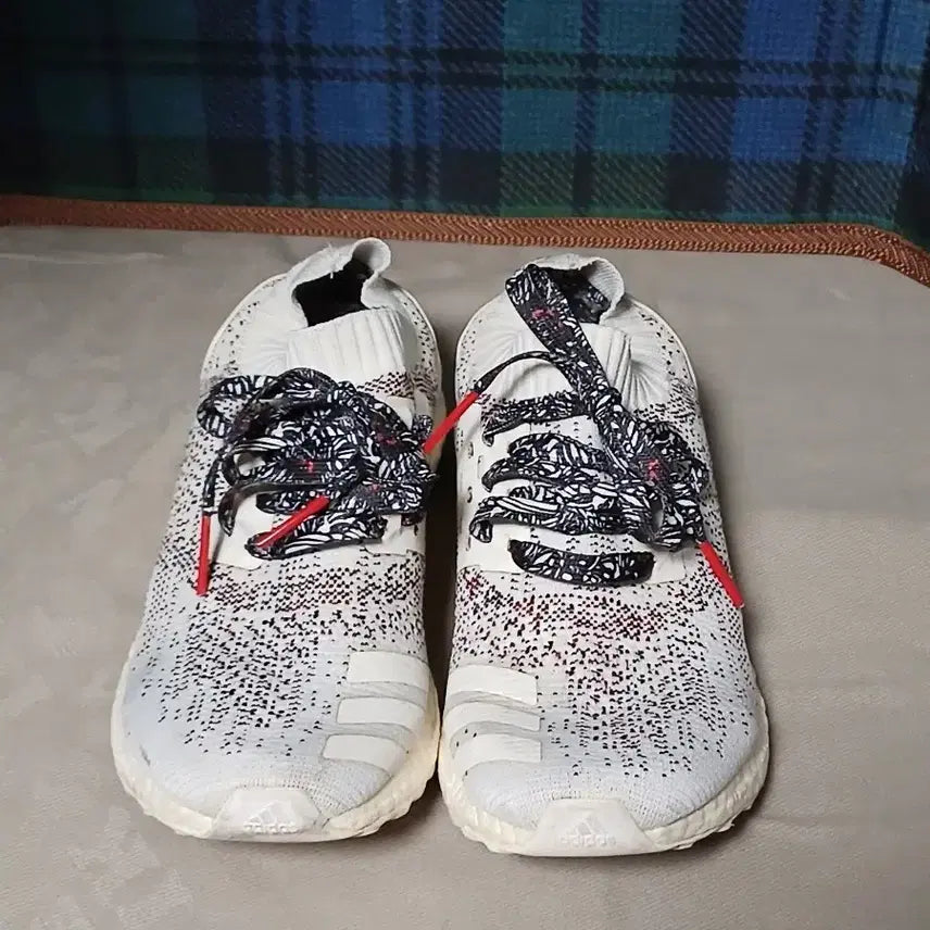 [BUNJANG] Adidas Ultraboost White Knit Sneakers / 아디다스 울트라부스트