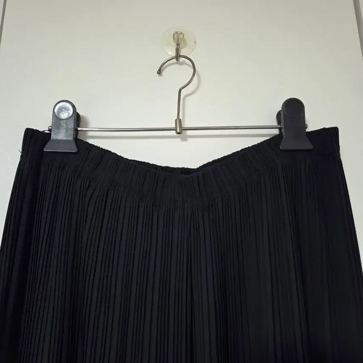 [BUNJANG] Pleats Me Black Pleats Wide Pants / 플리츠미 블랙 플리츠 와이드 팬츠