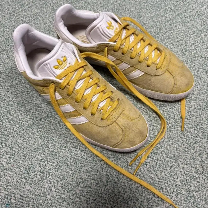 [BUNJANG] Adidas Gazelle Yellow Suede Sneakers / 아디다스 가젤 옐로우 스웨이드 스니커즈 노랑색신발