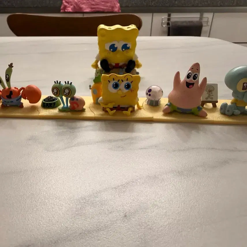 [BUNJANG] SpongeBob Baby Figure &amp; Cosby SpongeBob Bundle Set / 스폰지밥 베이비 피규어 + 코스비 스폰지밥 일괄판매