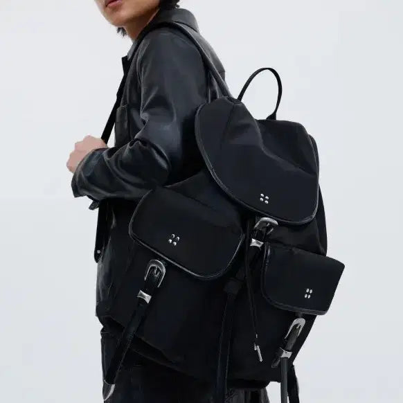 [BUNJANG] Western Rucksack Backpack Black / 웨스턴 럭색 백팩