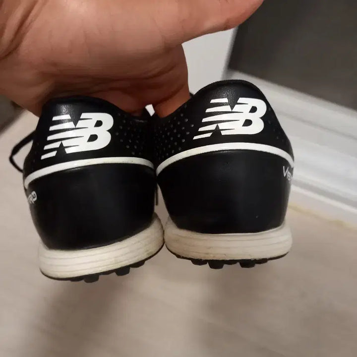 [BUNJANG] New Balance Visaro TF Futsal Shoes 275 / 뉴발란스  비사로 tf 풋살화275