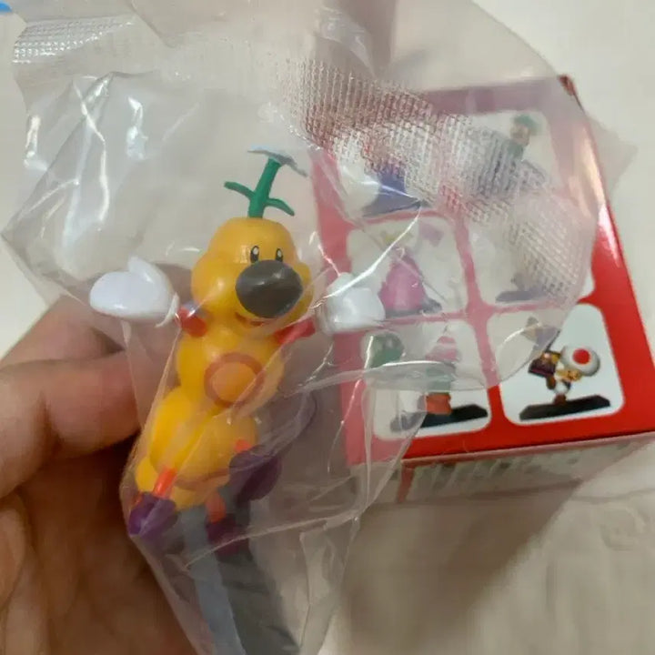 [BUNJANG] Super Mario Piranha Plant Caterpillar Figure / 슈퍼마리오 꽃충이 애벌레 피규어