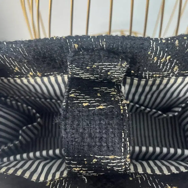 [BUNJANG] JINIESQUE Tweed Black Scarf Tote Bag / 최저가))지니에스크 트위드 블랙 스카프 토트백