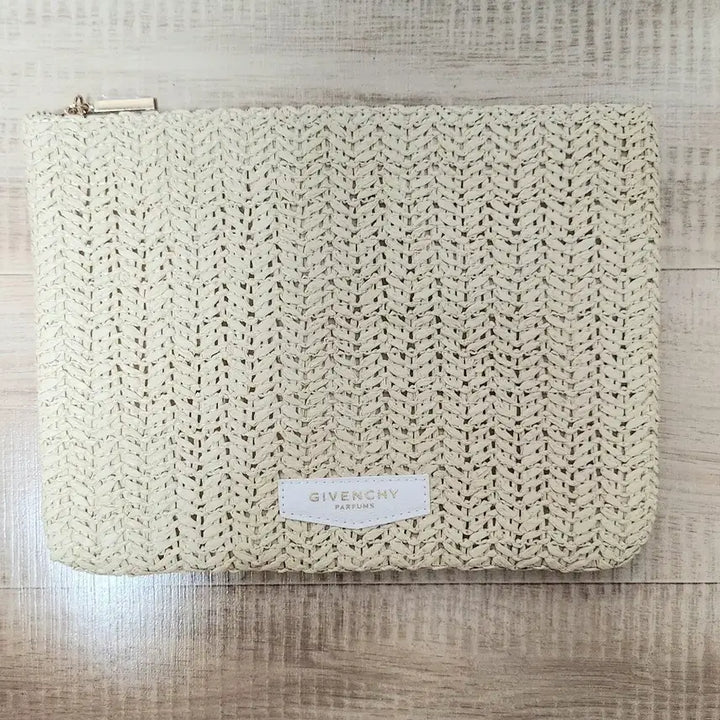 [BUNJANG] Givenchy Beauty Raffia Pouch / 지방시 뷰티 라피아 파우치 팝니다