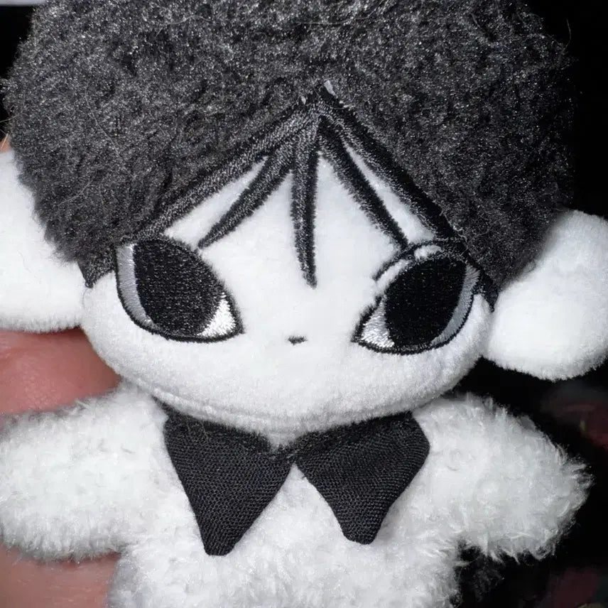 [BUNJANG] BOYNEXTDOOR Myungjae Doll / 보넥도 인형 묘한성 양도