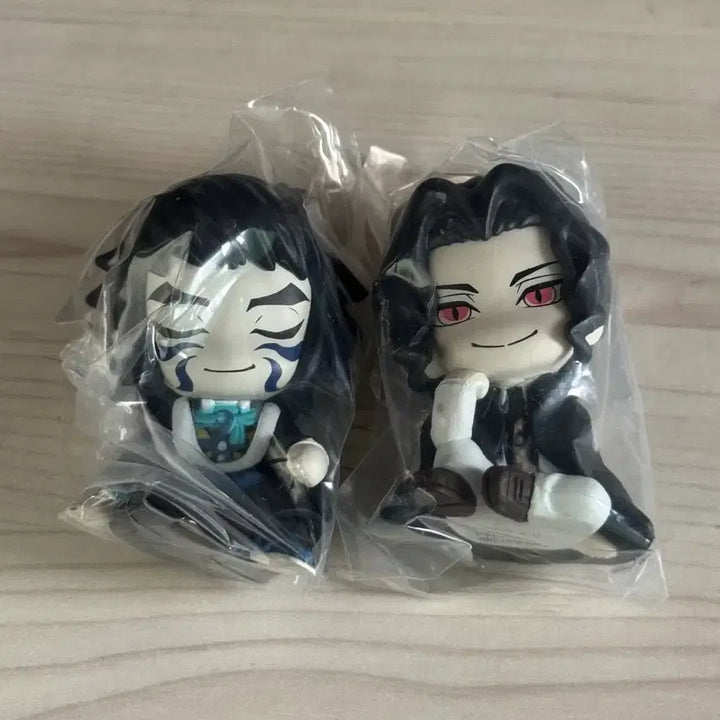 [BUNJANG] Demon Slayer Kaiwaku + Muzan Gacha Shoulder Figure Set / 귀멸의 칼날 어깨쿵 카이가쿠+무잔 가챠