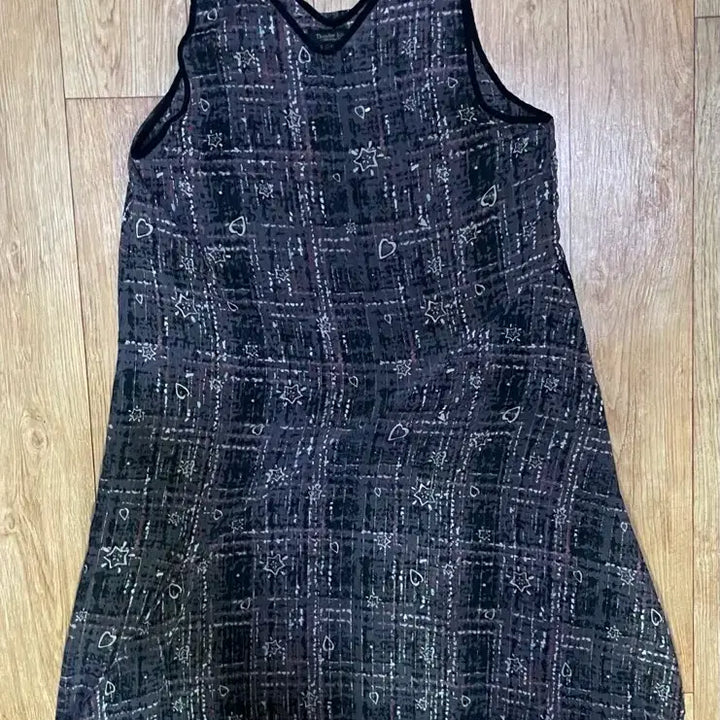 [BUNJANG] Thursday Island Sleeveless Midi Dress / 써스데이아일랜드 원피스 하트 별 키치 나시 롱원피스
