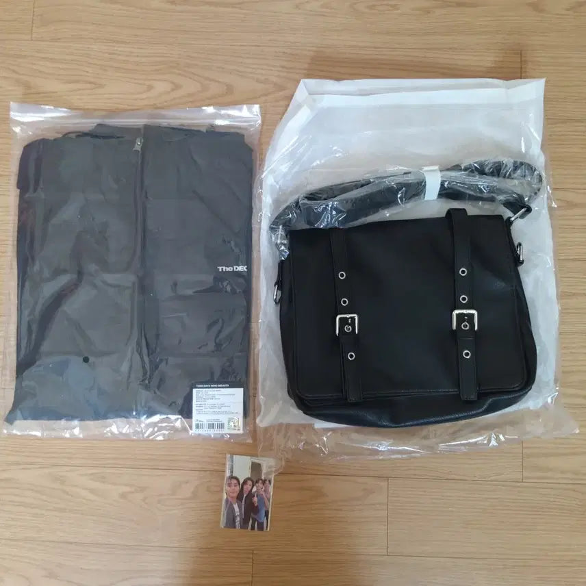 [BUNJANG] Day6 Sungjin Team Day6 Windbreaker Bundle Set with Young K Concert Bag and Wonpil / 데이식스 팀데이식스 바람막이, 원필 솔콘 가방 일괄