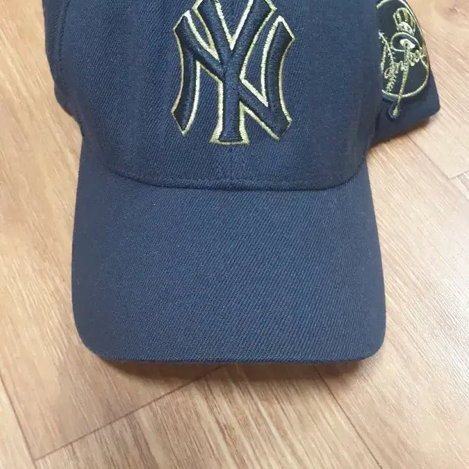 [BUNJANG] New York Yankees MLB Baseball Cap Black / MLB 뉴욕 양키즈 야구 모자 블랙
