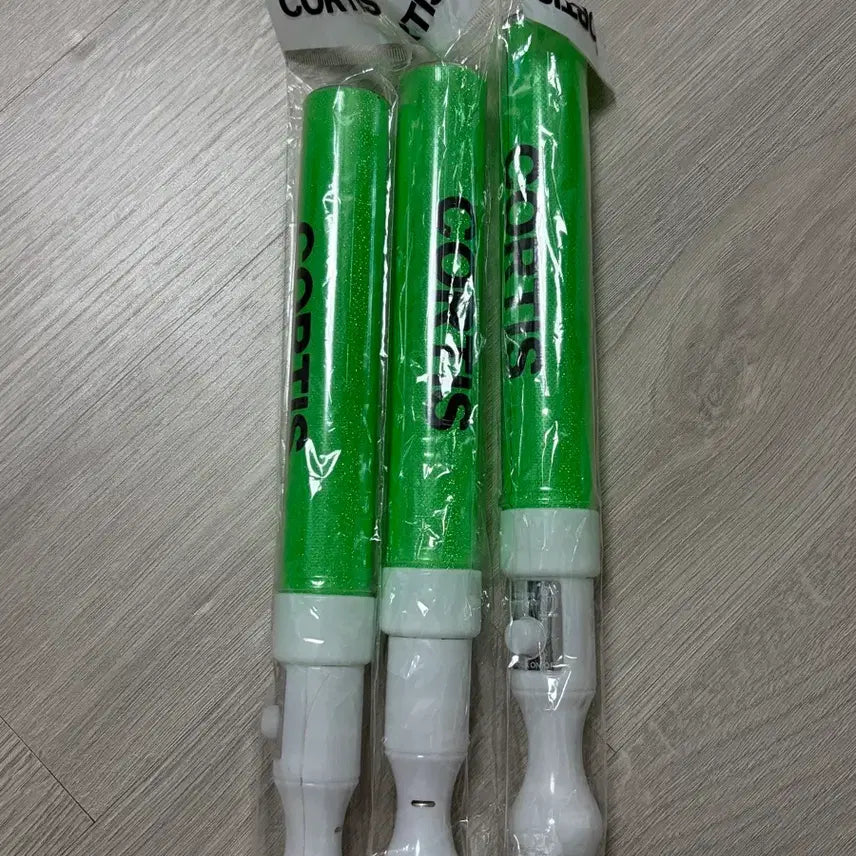 [BUNJANG] Cortez Official Lightstick / 코르티스 응원봉 임시응원봉 양도