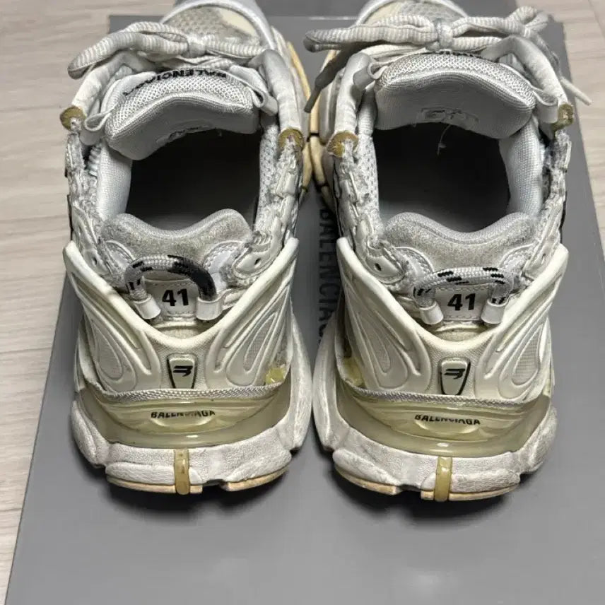 [BUNJANG] Balenciaga Runner Sneakers White / 41)발렌시아가 러너 화이트