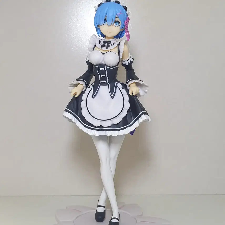 [BUNJANG] Sega Re:Zero Rem Curtsey Ver. Figure / 세가 리제로 렘 Curtsey Ver 고전 미소녀 피규어