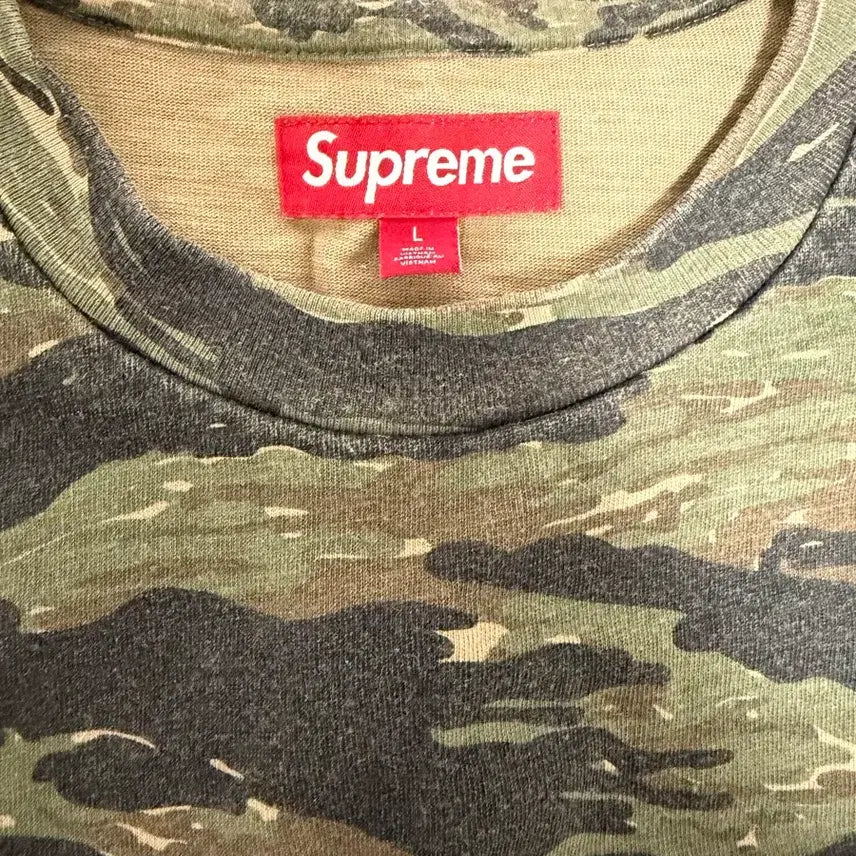 [BUNJANG] Supreme Tiger Camo Short Sleeve Pocket T-Shirt / 슈프림 숏슬리브 포켓 티셔츠 타이거 카모 - 24SS