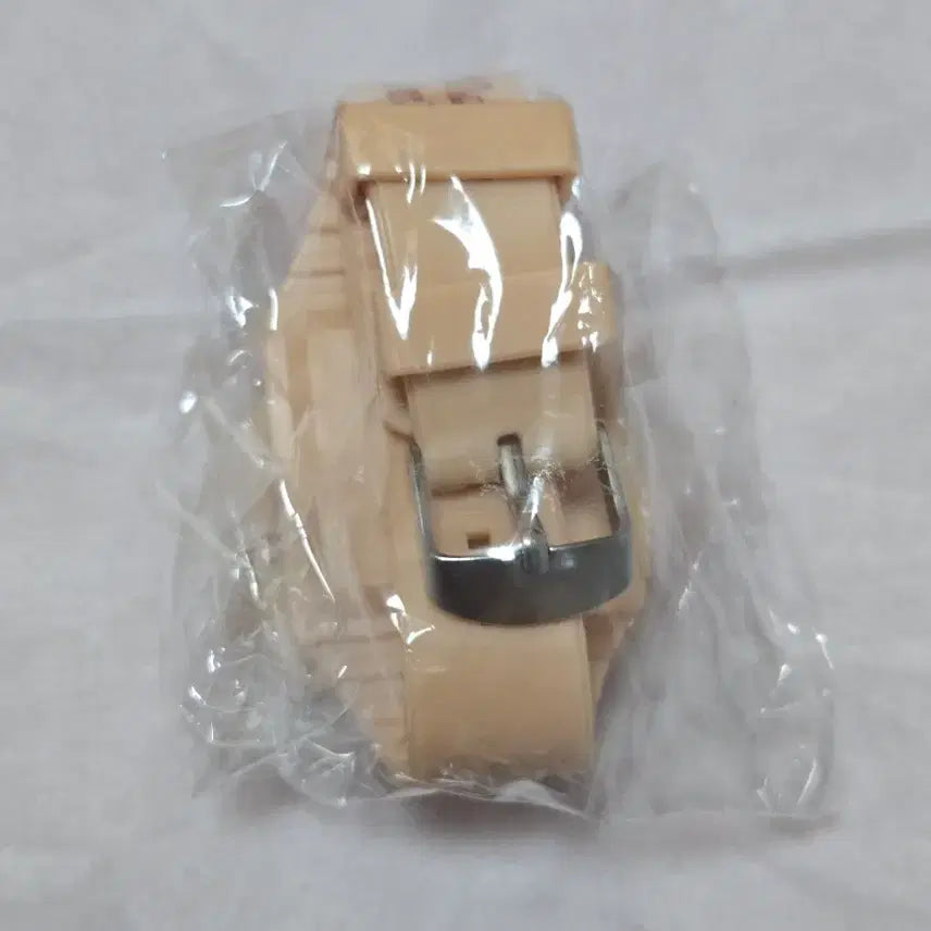 [BUNJANG] San-X Sumikko Gurashi Tonkatsu Watch Gacha Toy Sealed / 산엑스 스밋코구라시 돈카츠 시계 가챠 미개봉
