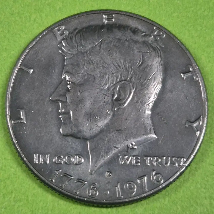 [BUNJANG] United States 200th Anniversary Eisenhower Presidential Silver Half Dollar Coin / 미국 독립 200주년 아이젠 하워 하프달러 동전 M3149