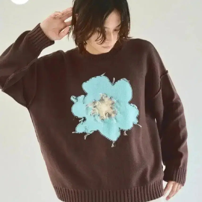 [BUNJANG] Camphor Wood Flower Sweater Knit M Size / camphor wood 플라워 스웨터 m사이즈 니트 하나비 캠퍼우드