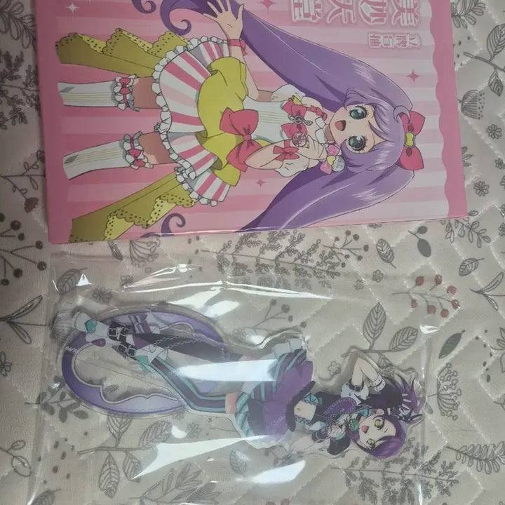 [BUNJANG] PriPara Joyouth Chinese Official Shion Acrylic Stand / 프리파라 joyouth 중국 공식 아크릴 스탠드 시온