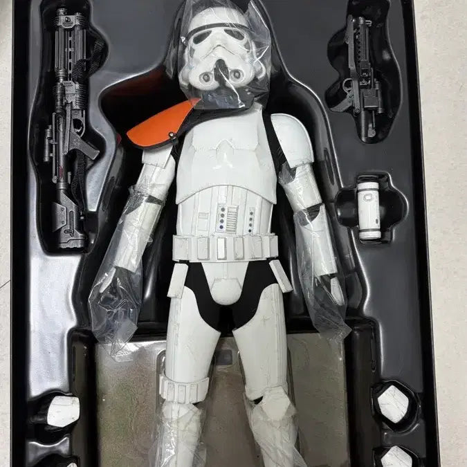 [BUNJANG] Hot Toys Star Wars Stormtrooper Squad Leader / 핫토이 스타워즈 스톰트루퍼 스쿼드리더