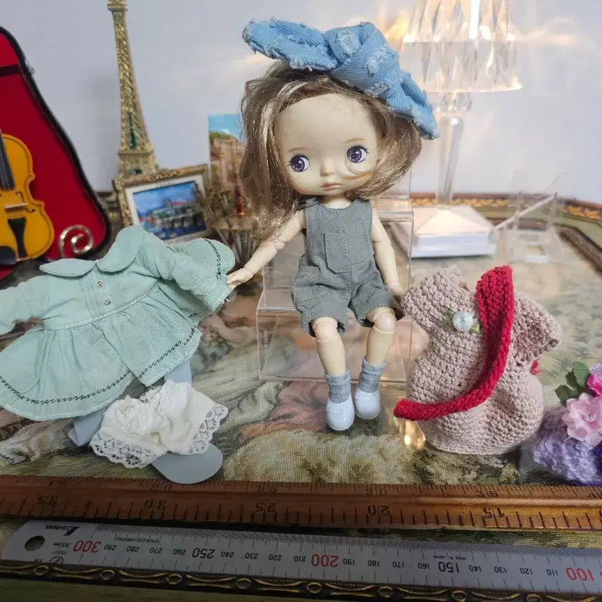 [BUNJANG] Monstdoll Doll and Outfits Set / 몬스트돌 인형과 의상들