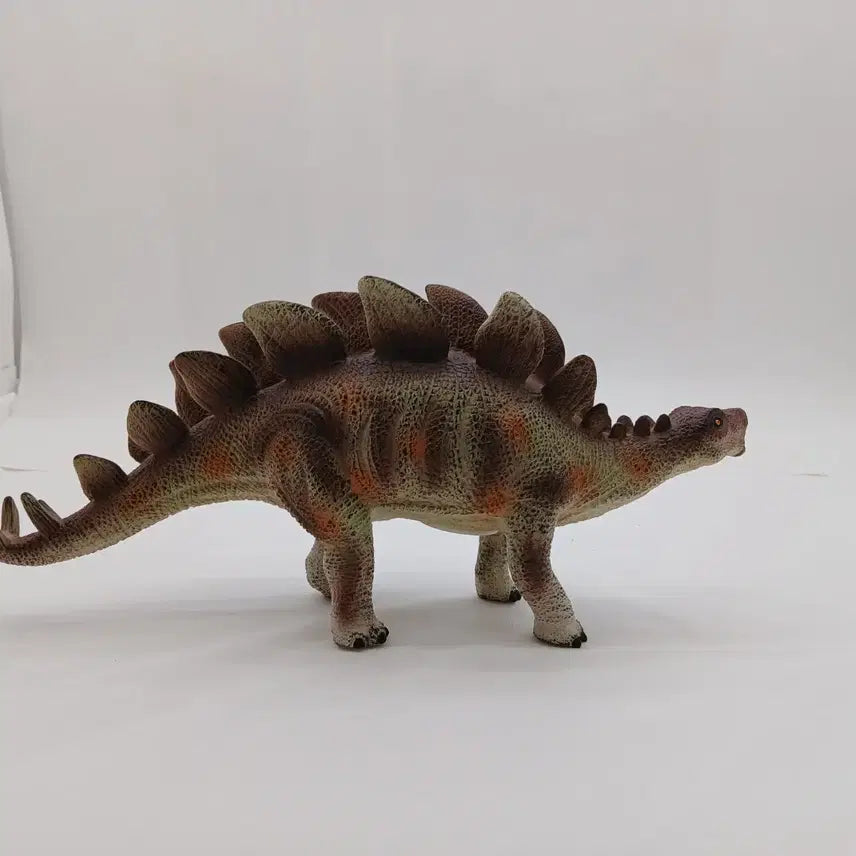 [BUNJANG] Jurassic World Dinosaur Figure Soft Stegosaurus Toy Model / 쥬라기월드 공룡 피규어 장난감 모형 인형 말랑말랑 소프트 스테고사우루스