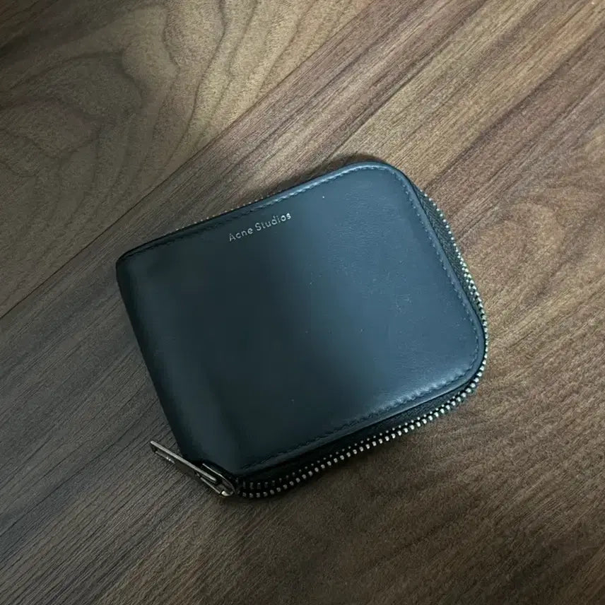 [BUNJANG] Acne Studios Navy Wallet / 아크네 스튜디오 지갑 판매합니다.